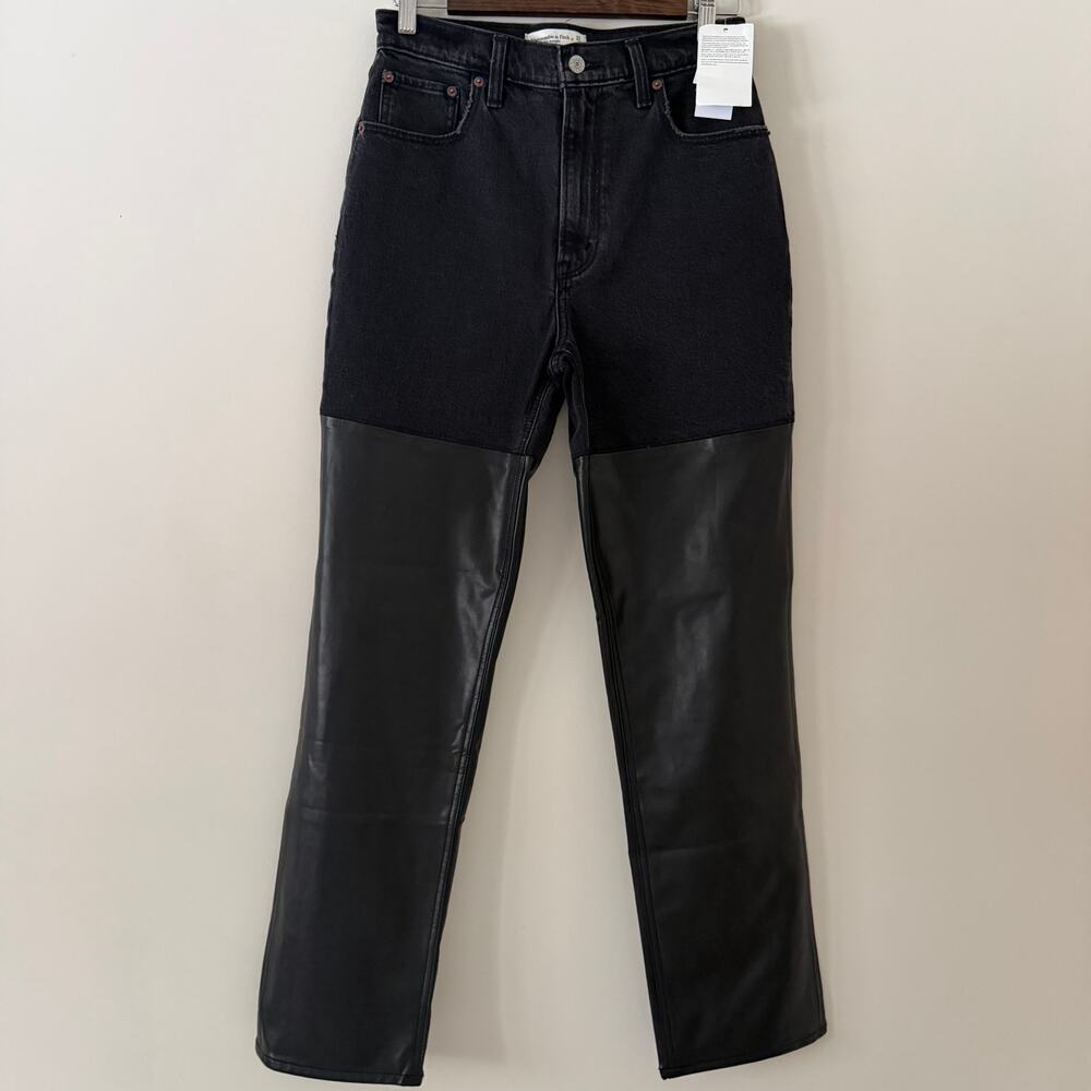 Abercrombie & Fitch The 90s Straight Ultra High Rise Jean Half Faux Leather 27/4